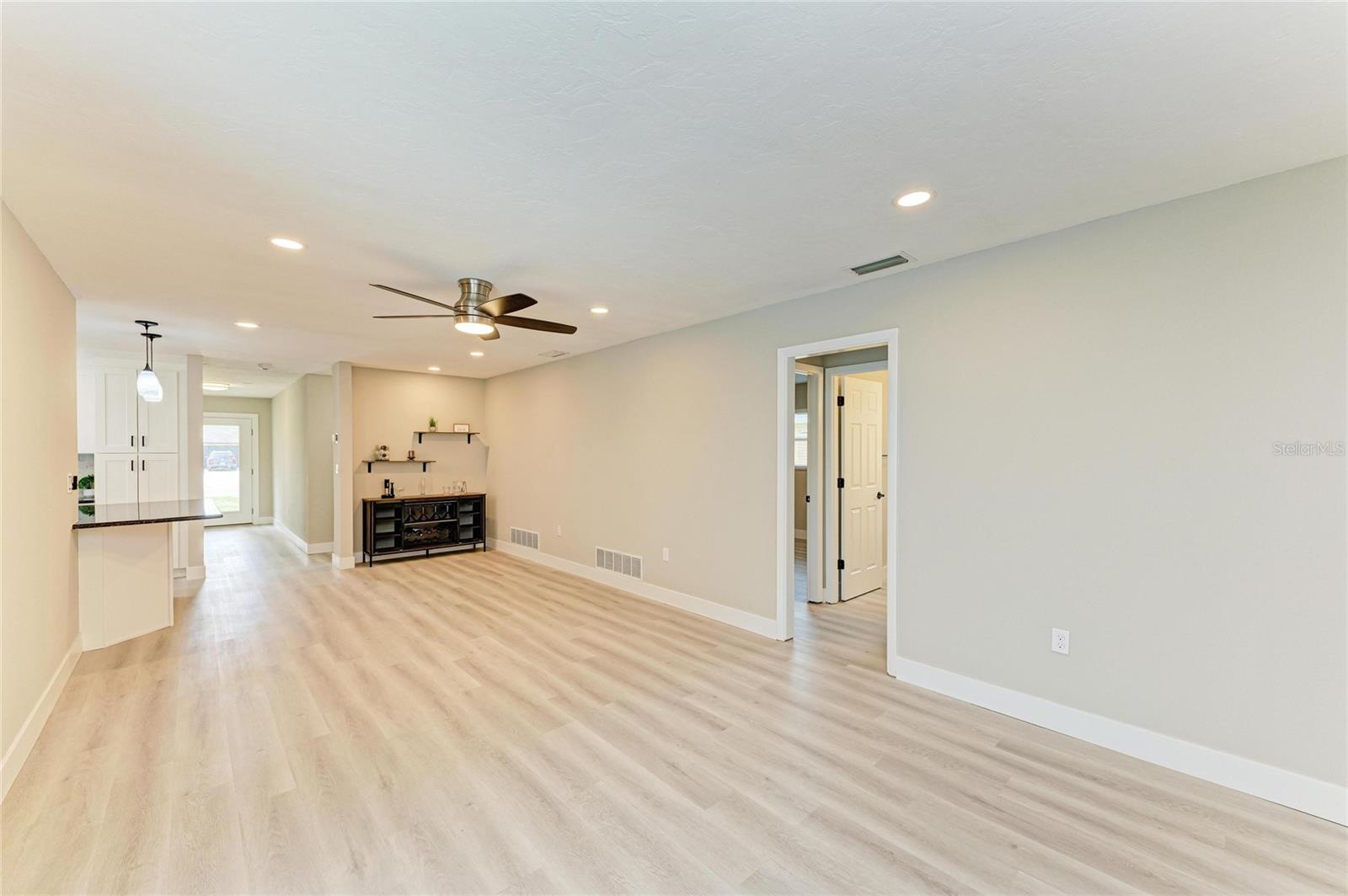 Image 28 of 77 For 3645 Calliandra Drive