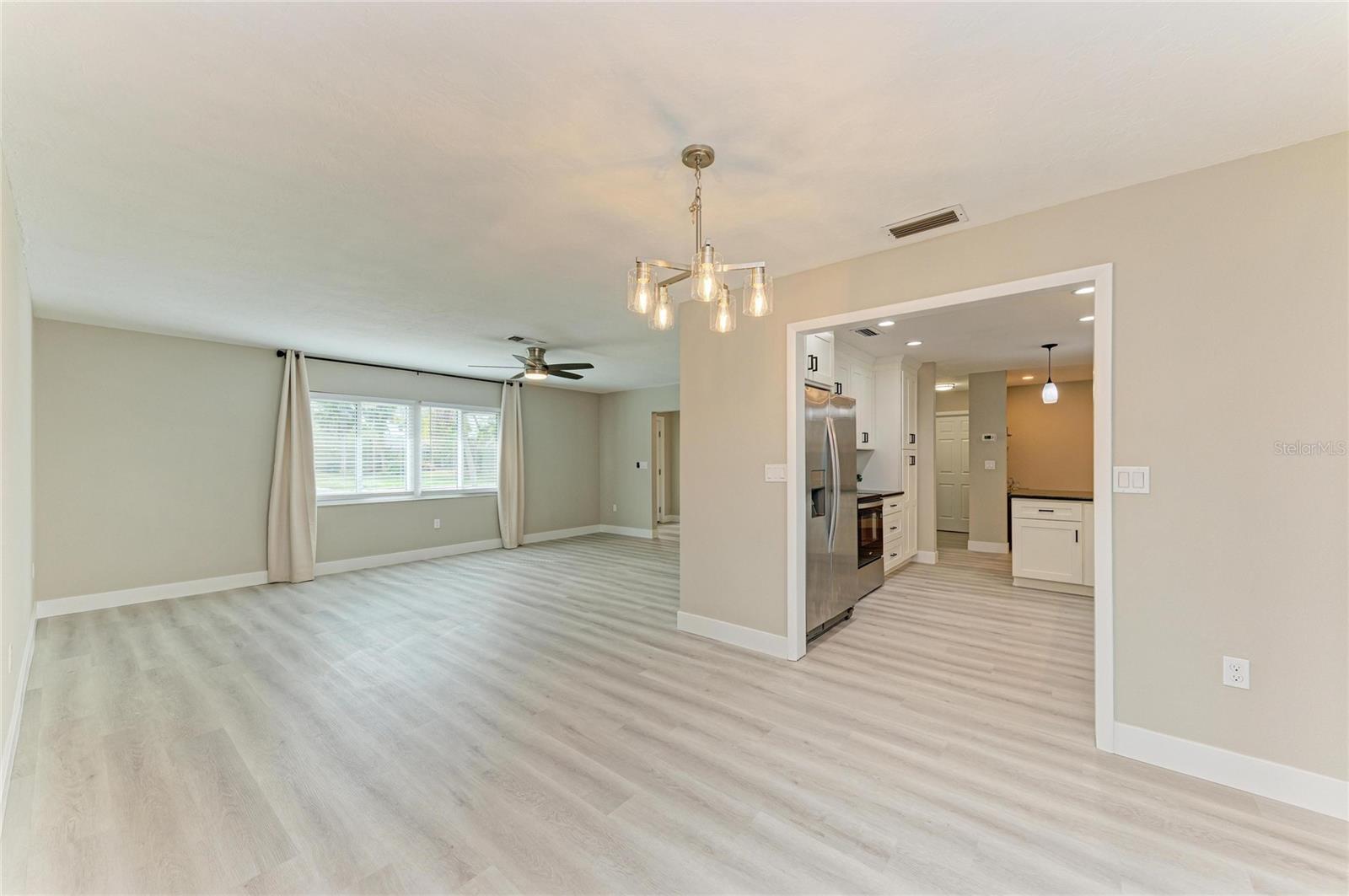 Image 36 of 77 For 3645 Calliandra Drive