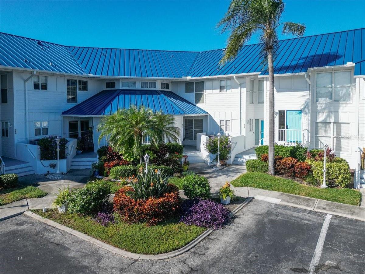 Image 2 of 56 For 841 Audubon Drive 841