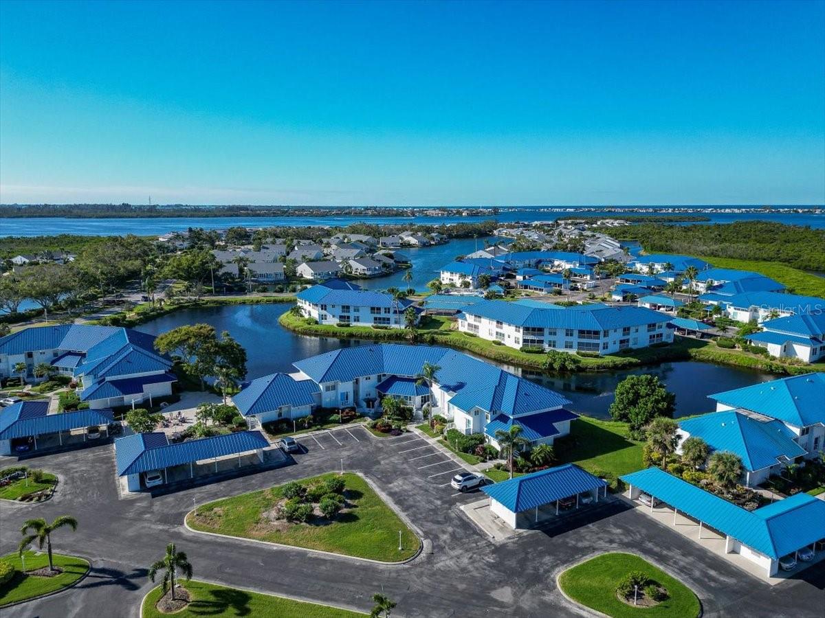 Image 32 of 56 For 841 Audubon Drive 841