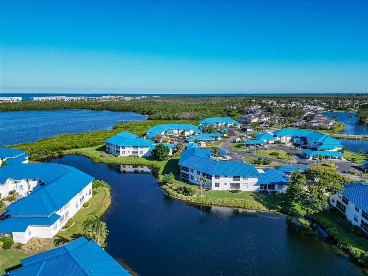 Image 34 of 56 For 841 Audubon Drive 841