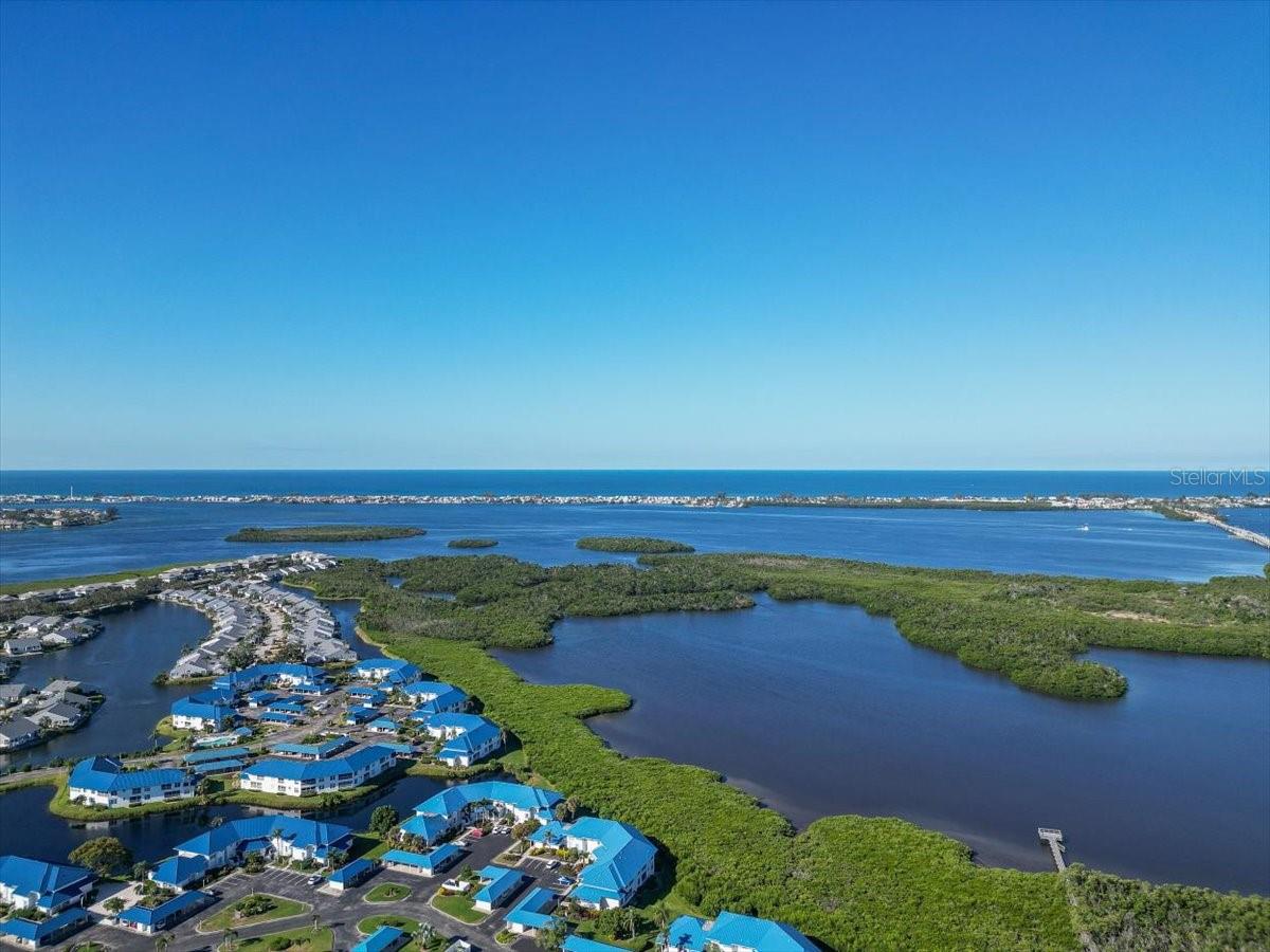 Image 35 of 56 For 841 Audubon Drive 841