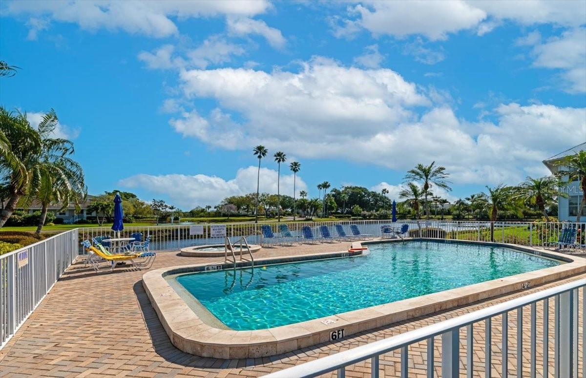 Image 39 of 56 For 841 Audubon Drive 841