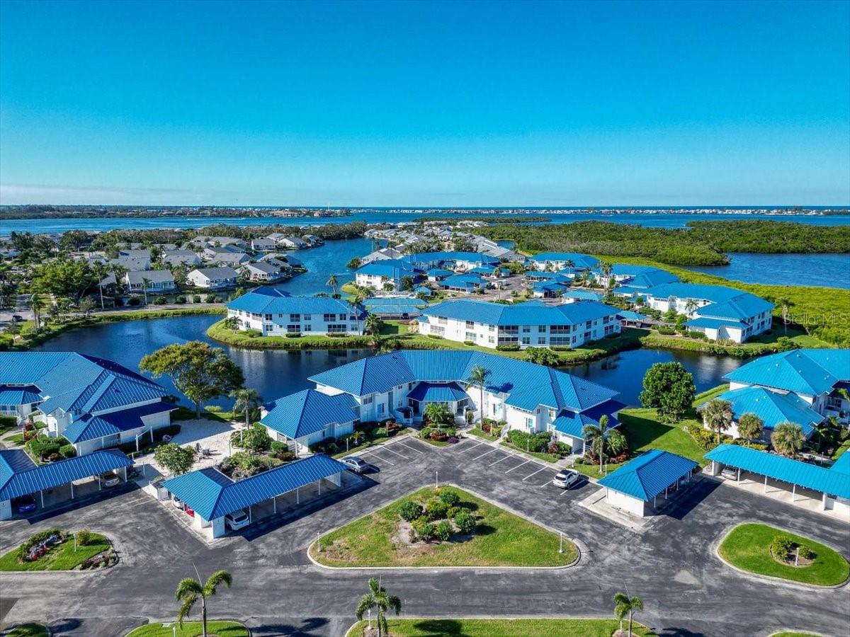 Image 4 of 56 For 841 Audubon Drive 841