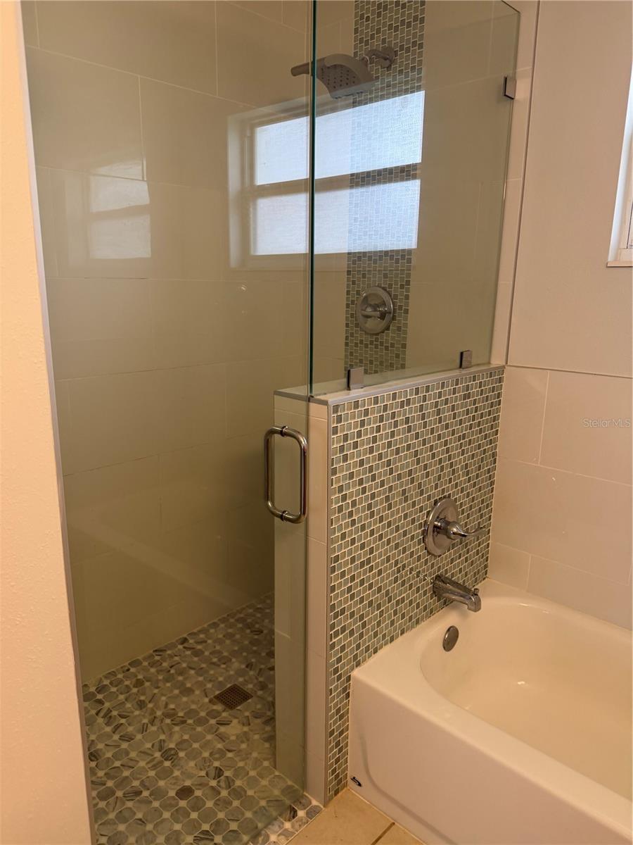 Image 12 of 20 For 6409 Golden Leaf Court