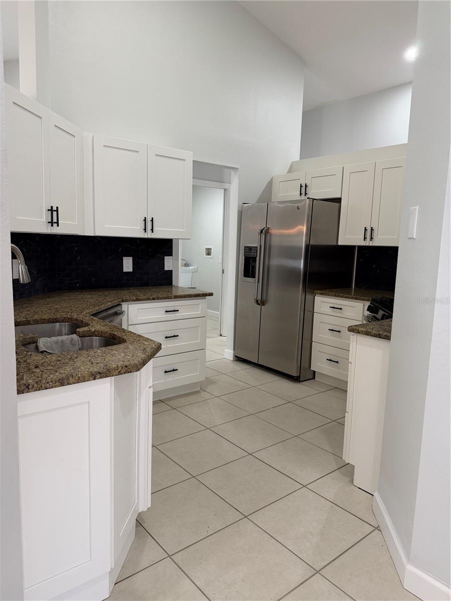 Image 9 of 20 For 6409 Golden Leaf Court