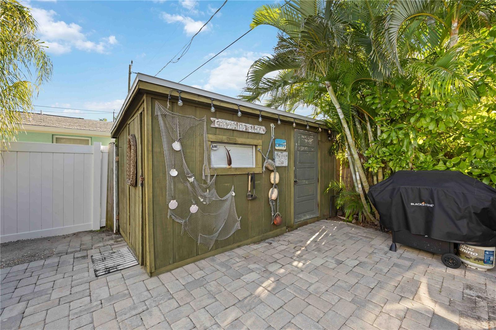 Image 21 of 66 For 2904 Avenue B  A & B