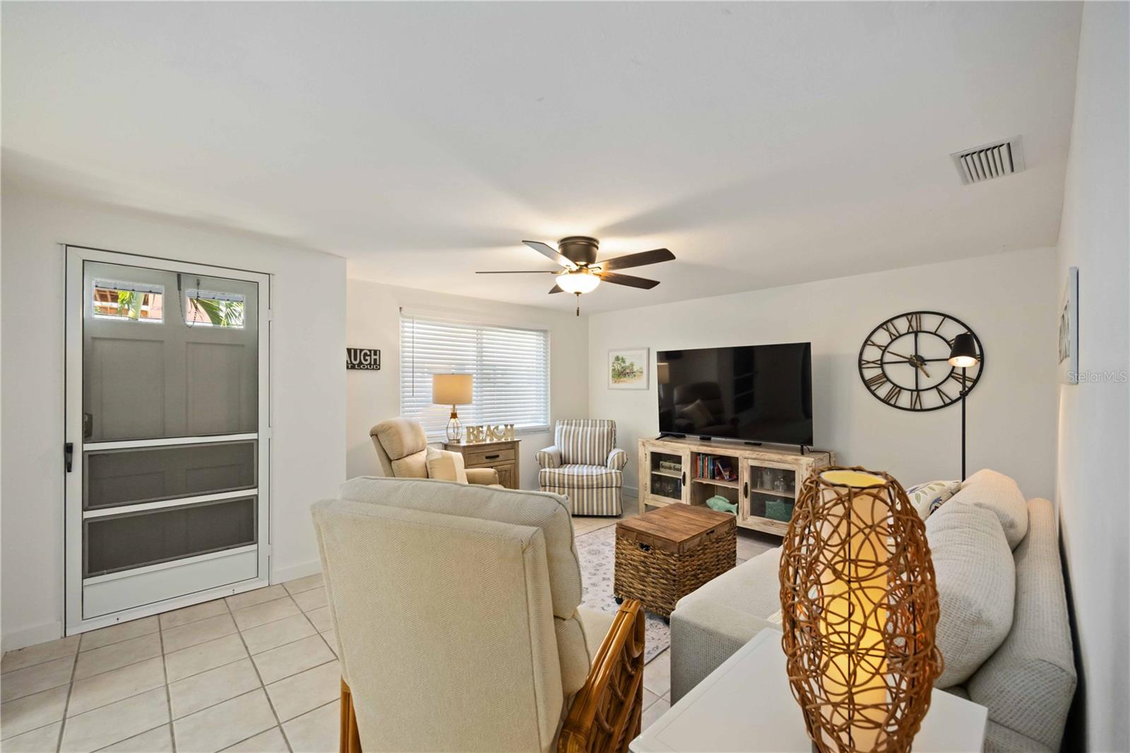 Image 4 of 66 For 2904 Avenue B  A & B