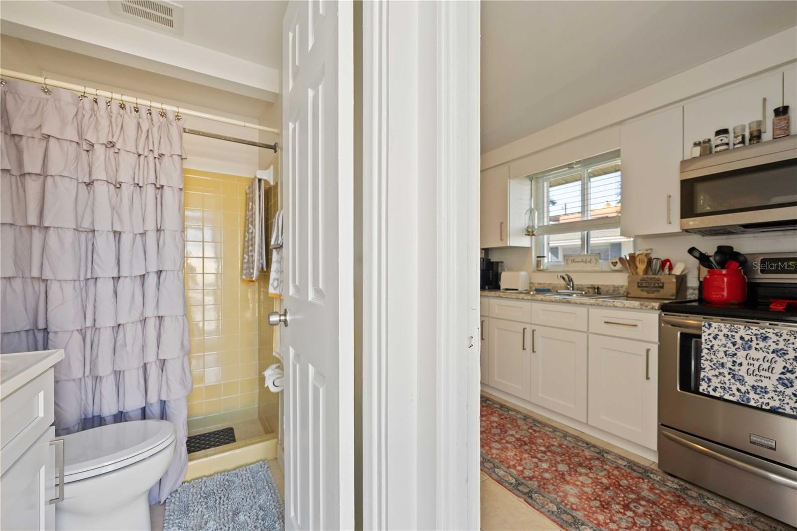 Image 57 of 66 For 2904 Avenue B  A & B