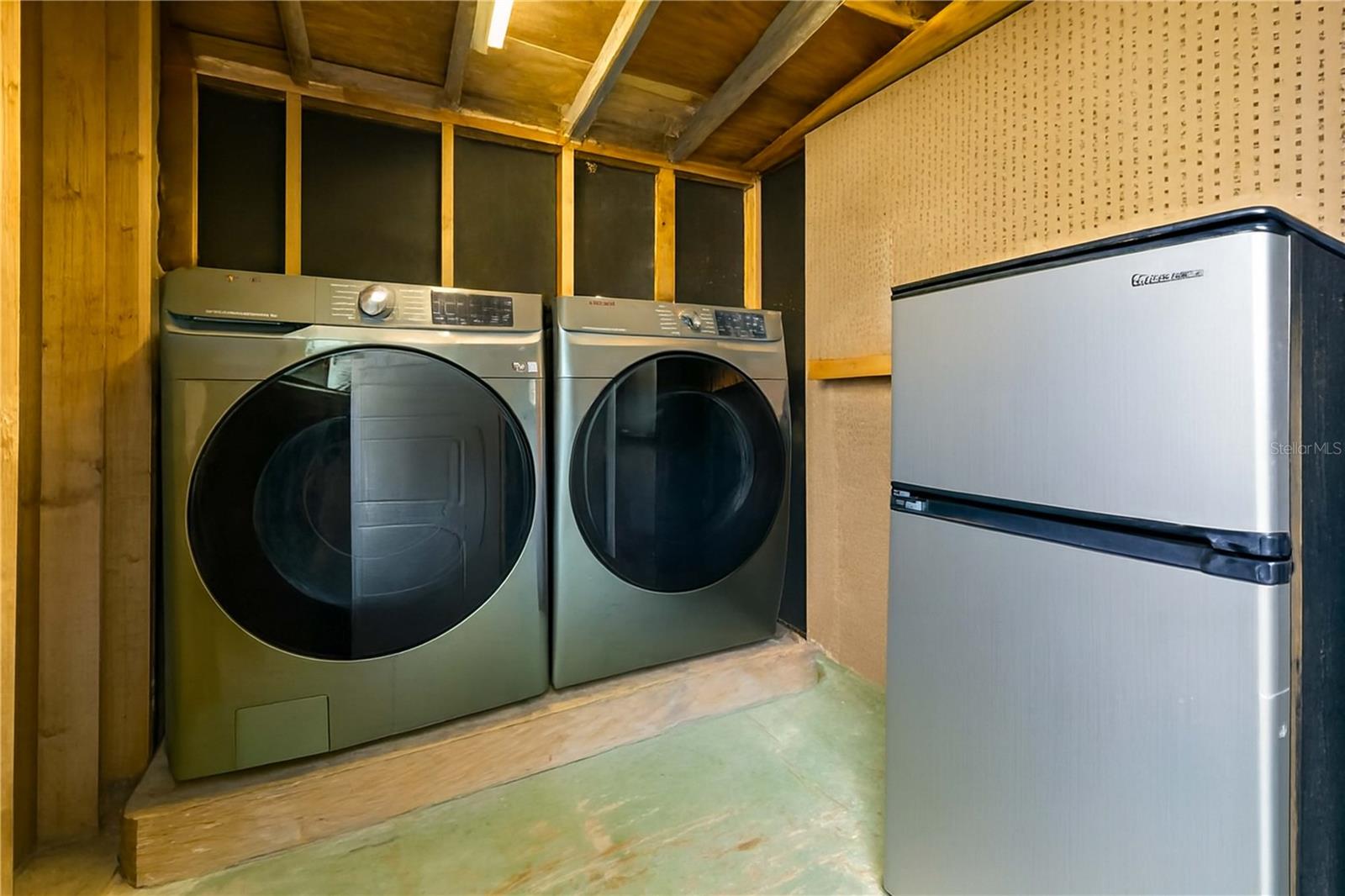 Image 61 of 66 For 2904 Avenue B  A & B