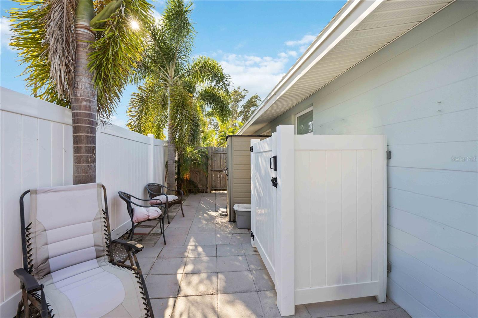 Image 63 of 66 For 2904 Avenue B  A & B