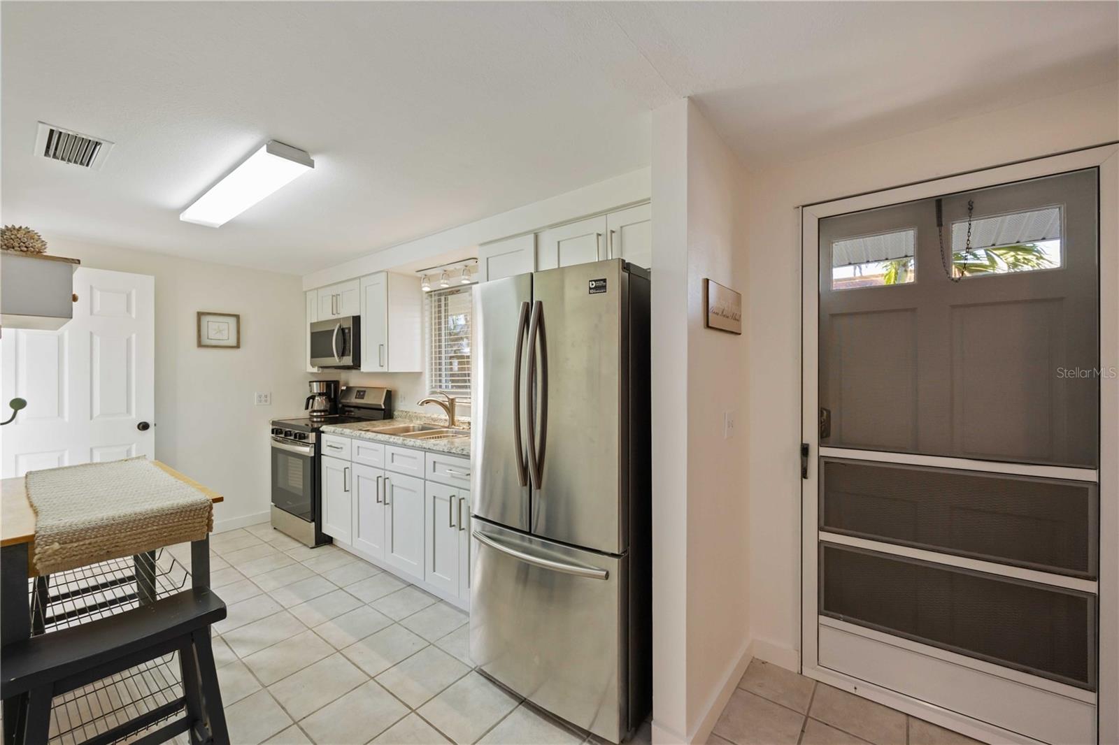 Image 8 of 66 For 2904 Avenue B  A & B