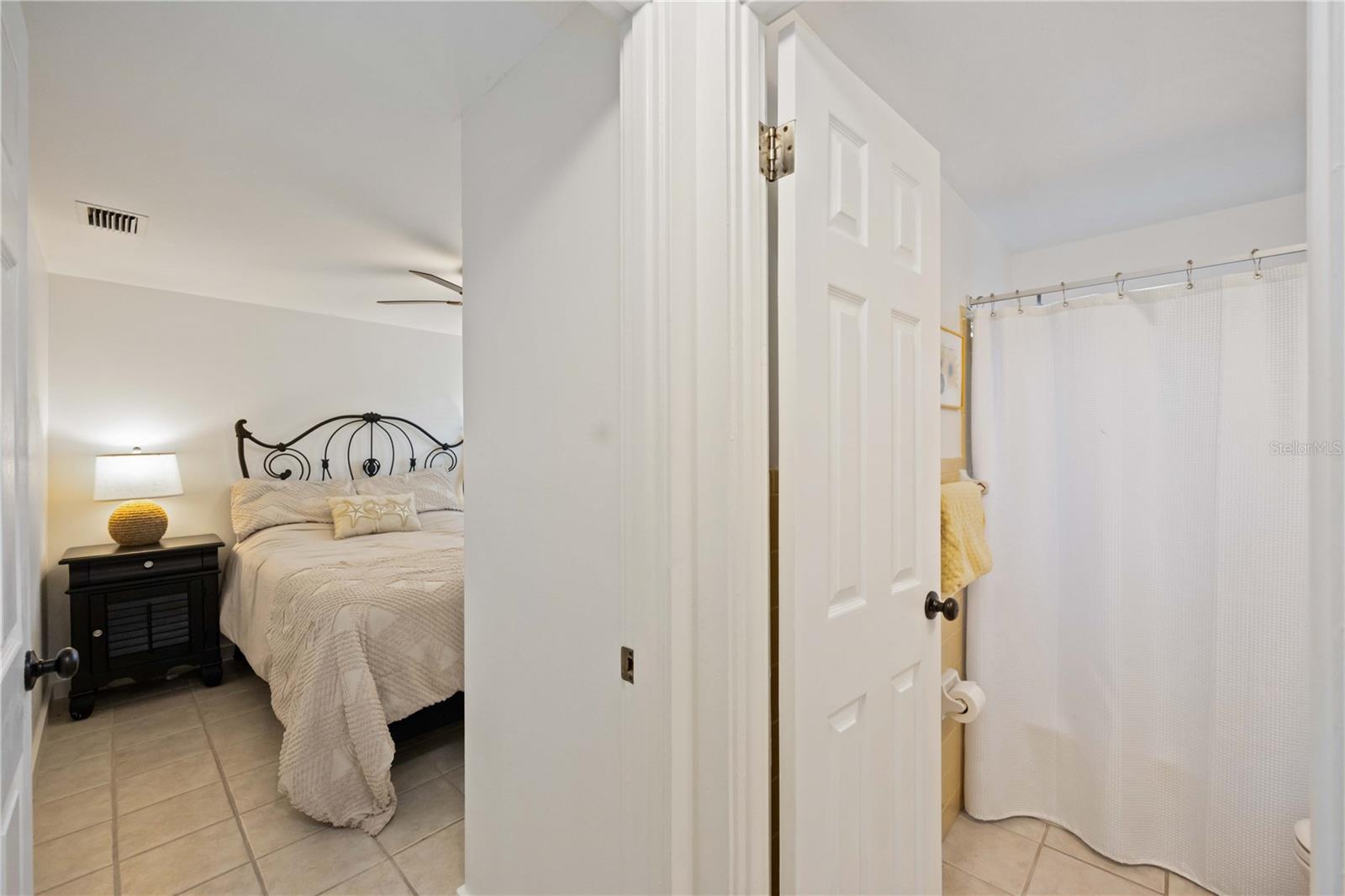 Image 9 of 66 For 2904 Avenue B  A & B