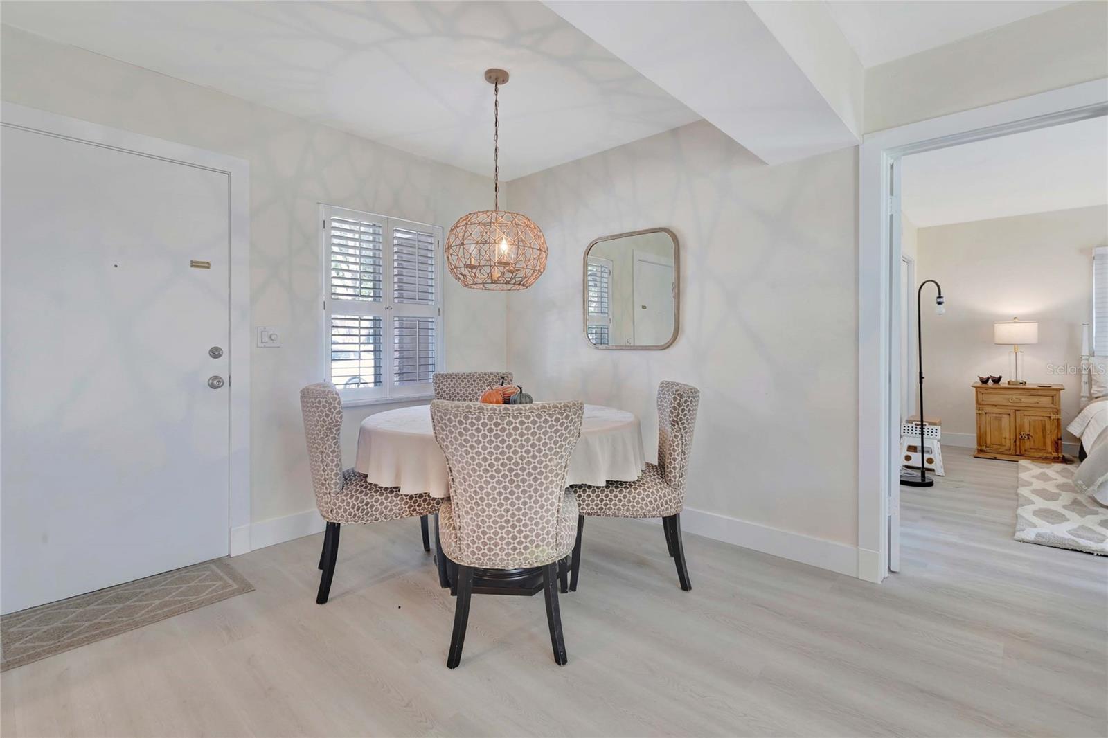 Image 10 of 53 For 3755 School Avenue 47