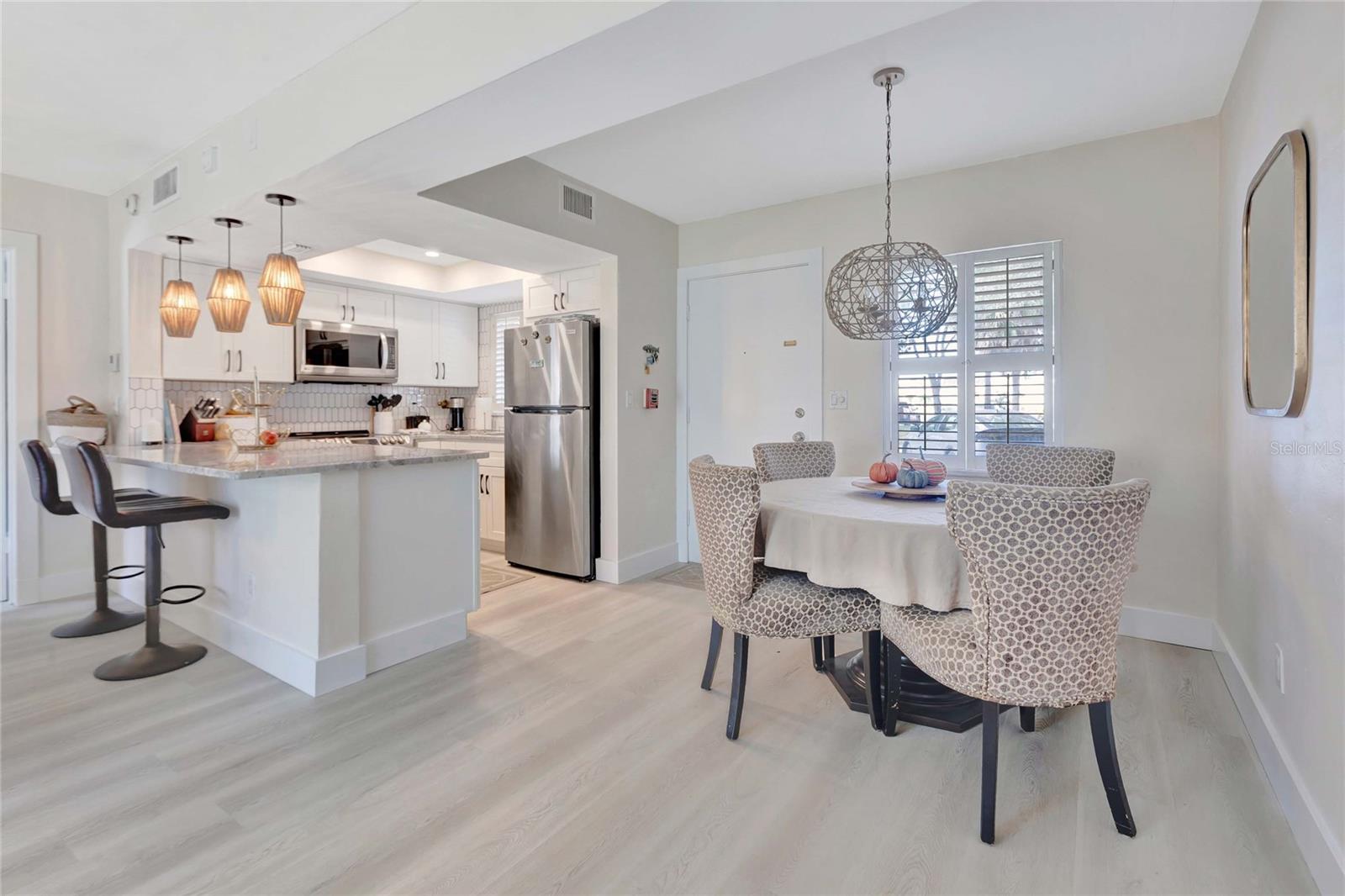 Image 12 of 53 For 3755 School Avenue 47