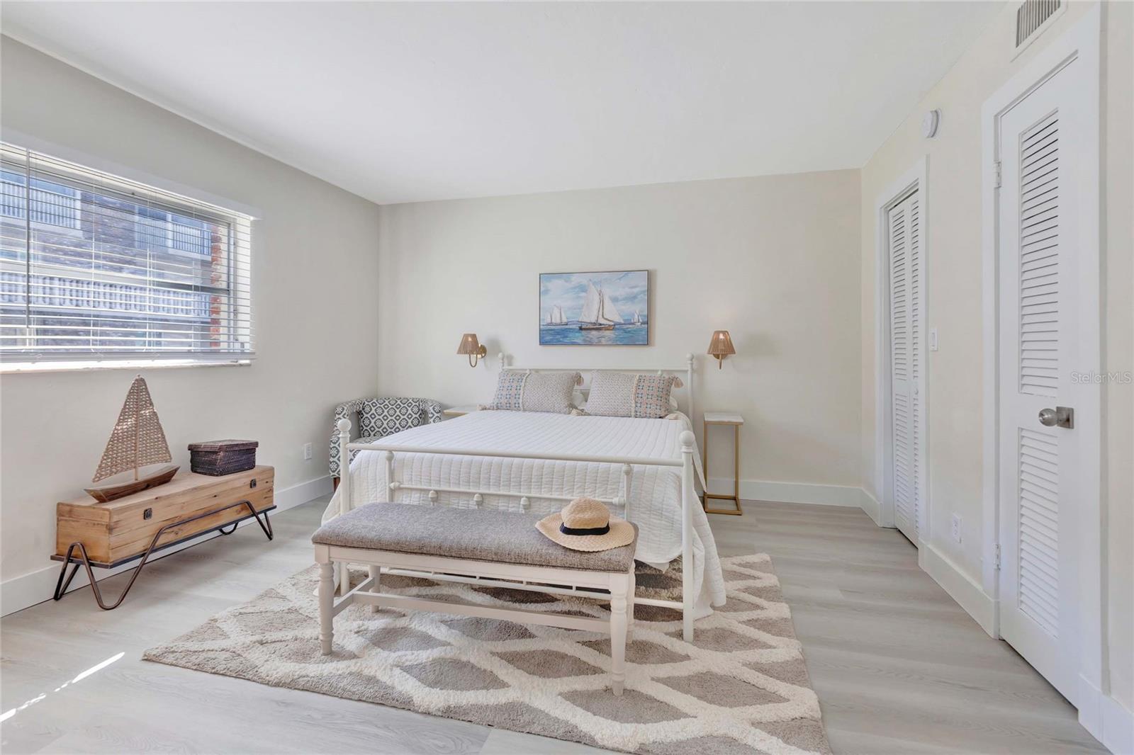 Image 17 of 53 For 3755 School Avenue 47