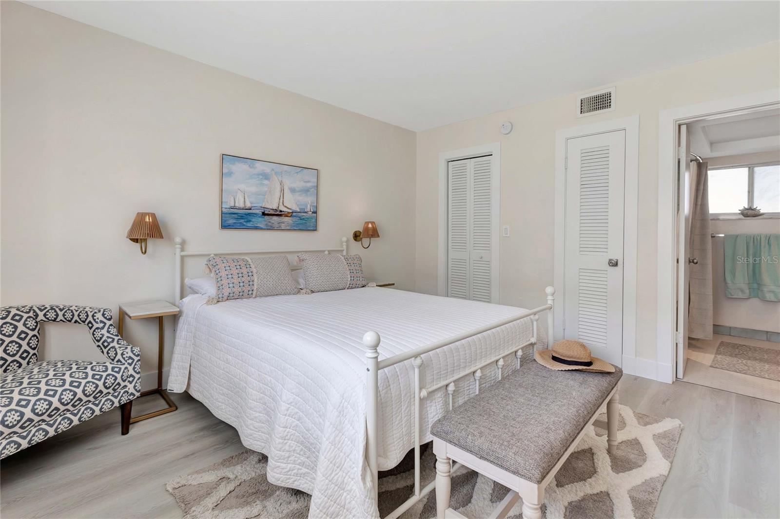 Image 20 of 53 For 3755 School Avenue 47