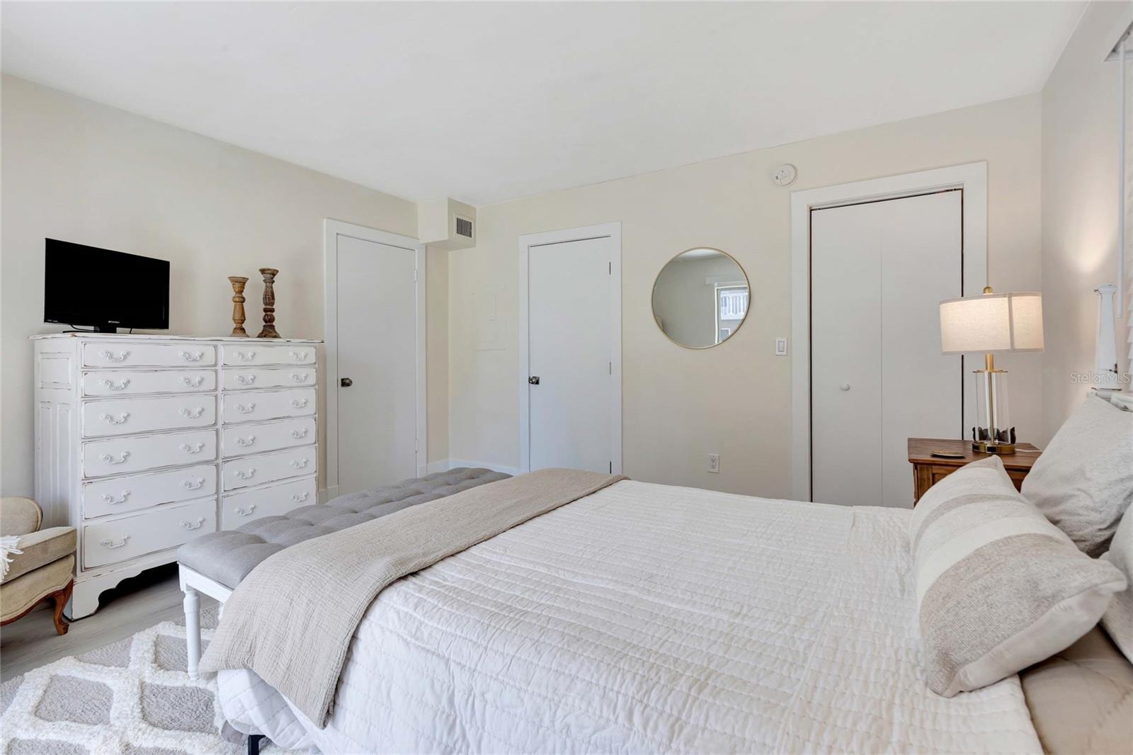 Image 29 of 53 For 3755 School Avenue 47