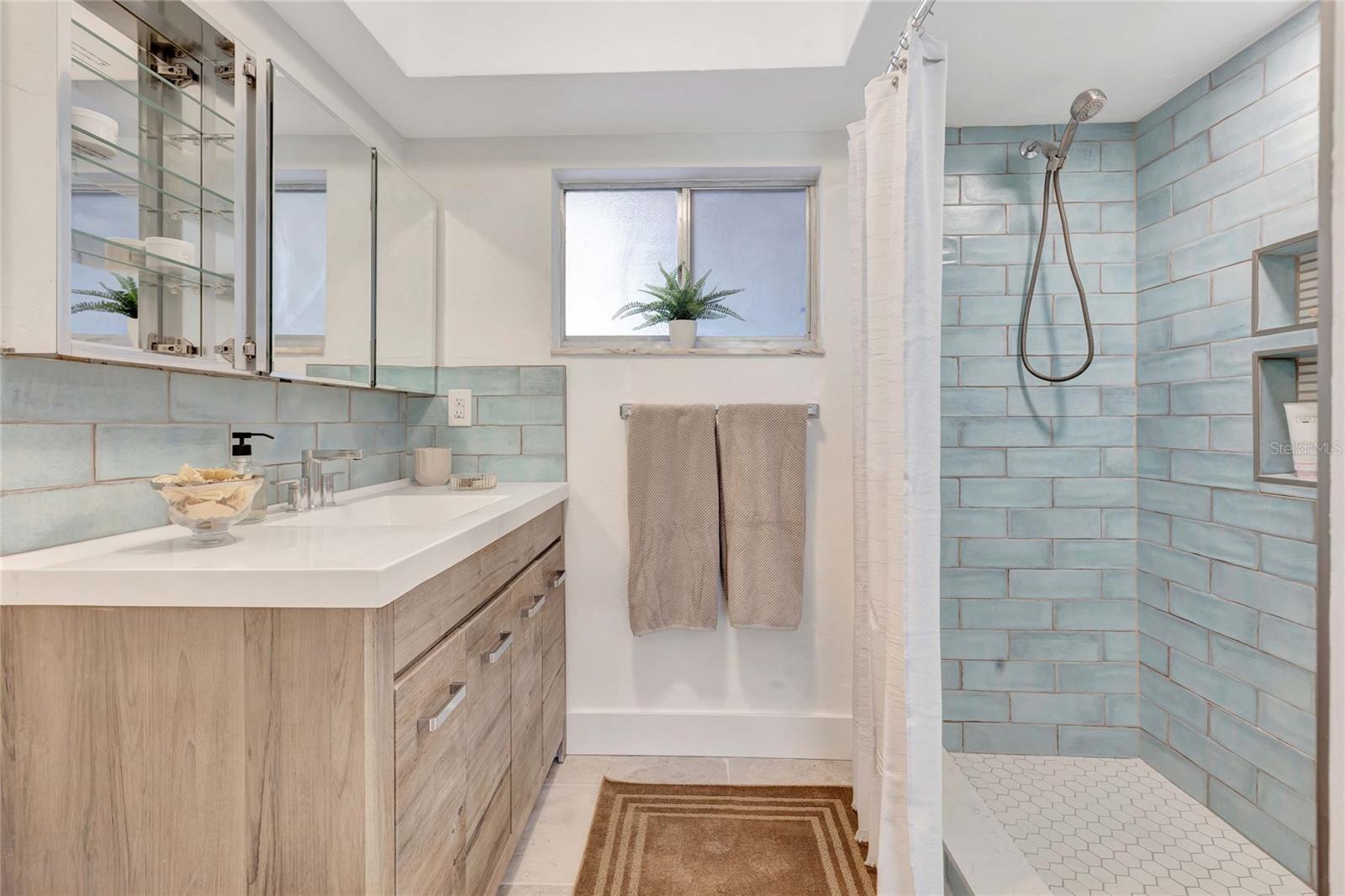 Image 33 of 53 For 3755 School Avenue 47