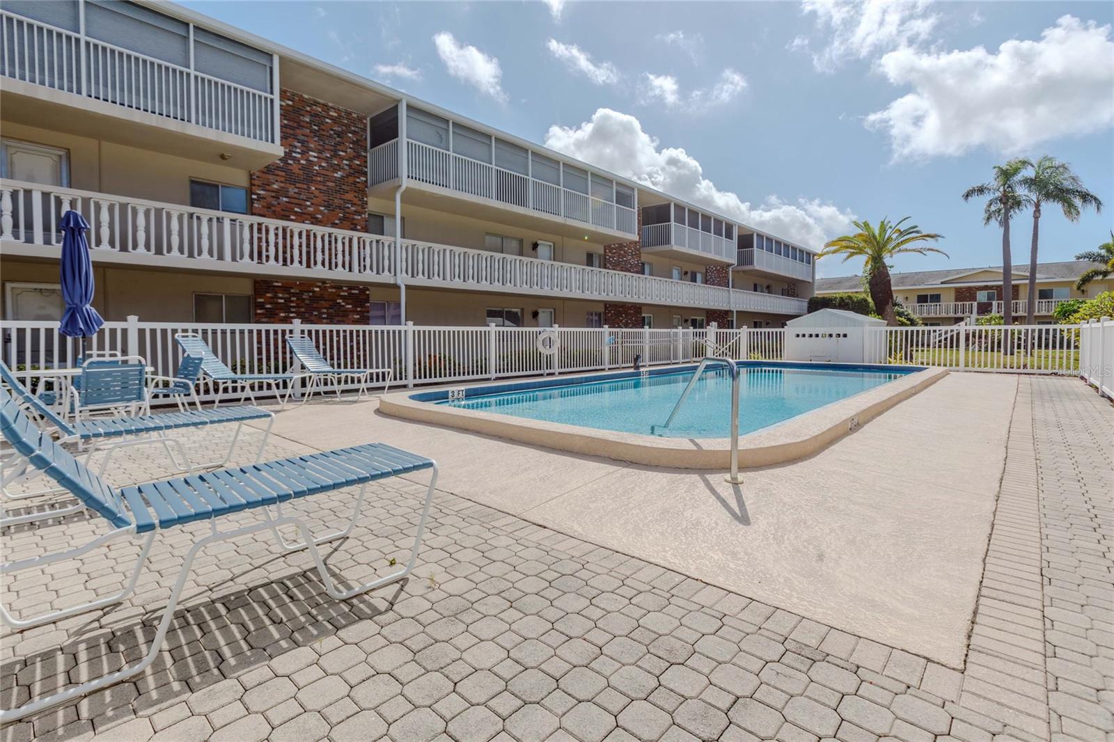 Image 40 of 53 For 3755 School Avenue 47