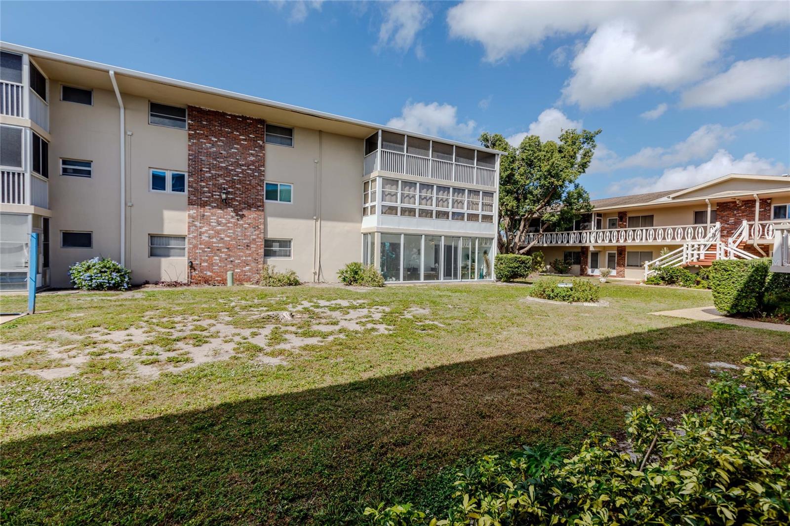 Image 44 of 53 For 3755 School Avenue 47