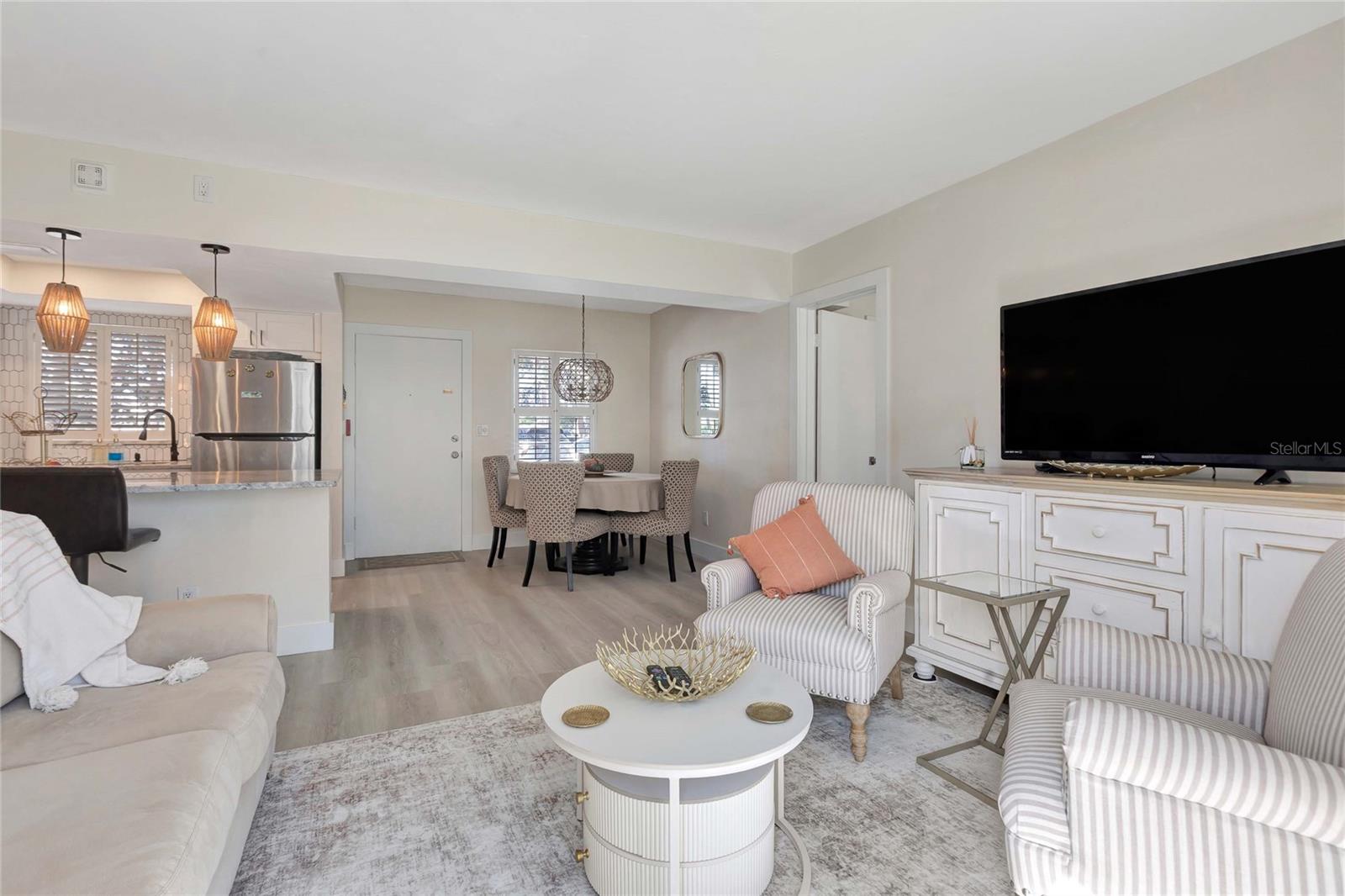 Image 5 of 53 For 3755 School Avenue 47