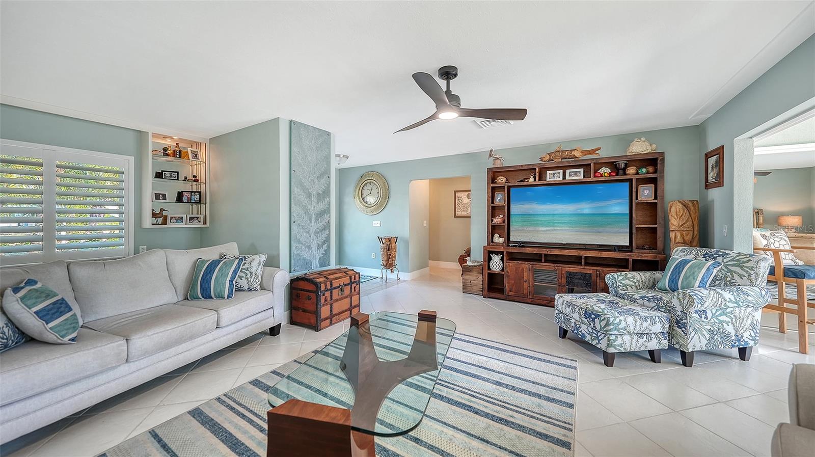 Image 13 of 79 For 5569 Contento Drive