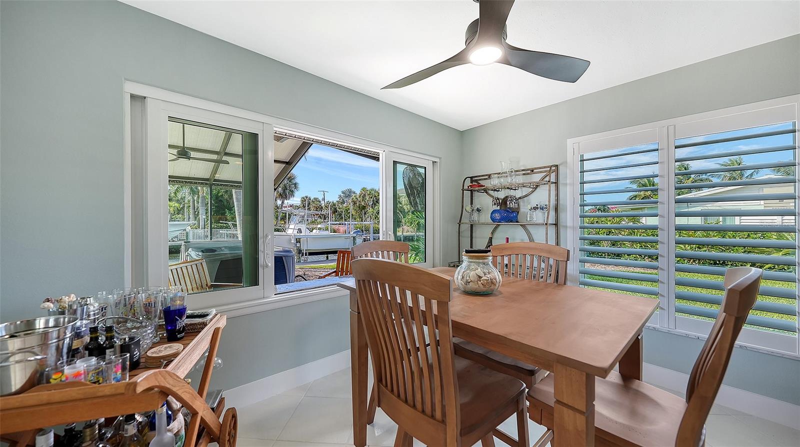 Image 19 of 79 For 5569 Contento Drive