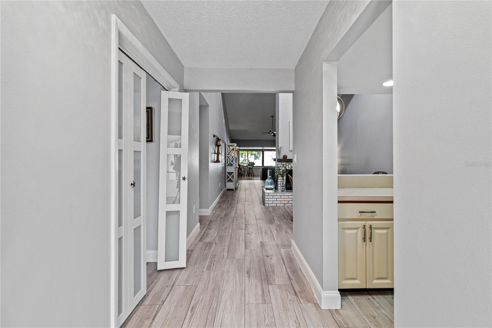 Image 2 of 64 For 4641 La Jolla Drive