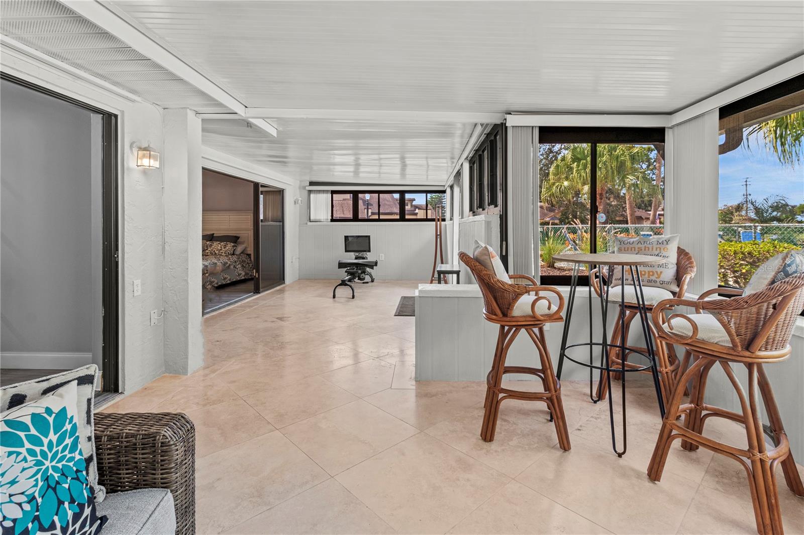 Image 23 of 64 For 4641 La Jolla Drive