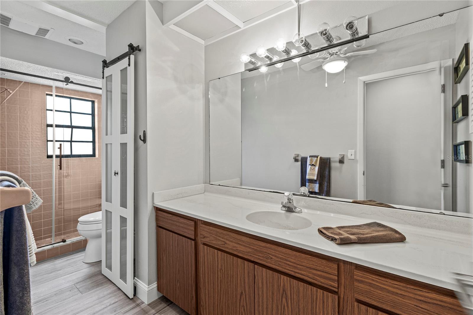 Image 39 of 64 For 4641 La Jolla Drive