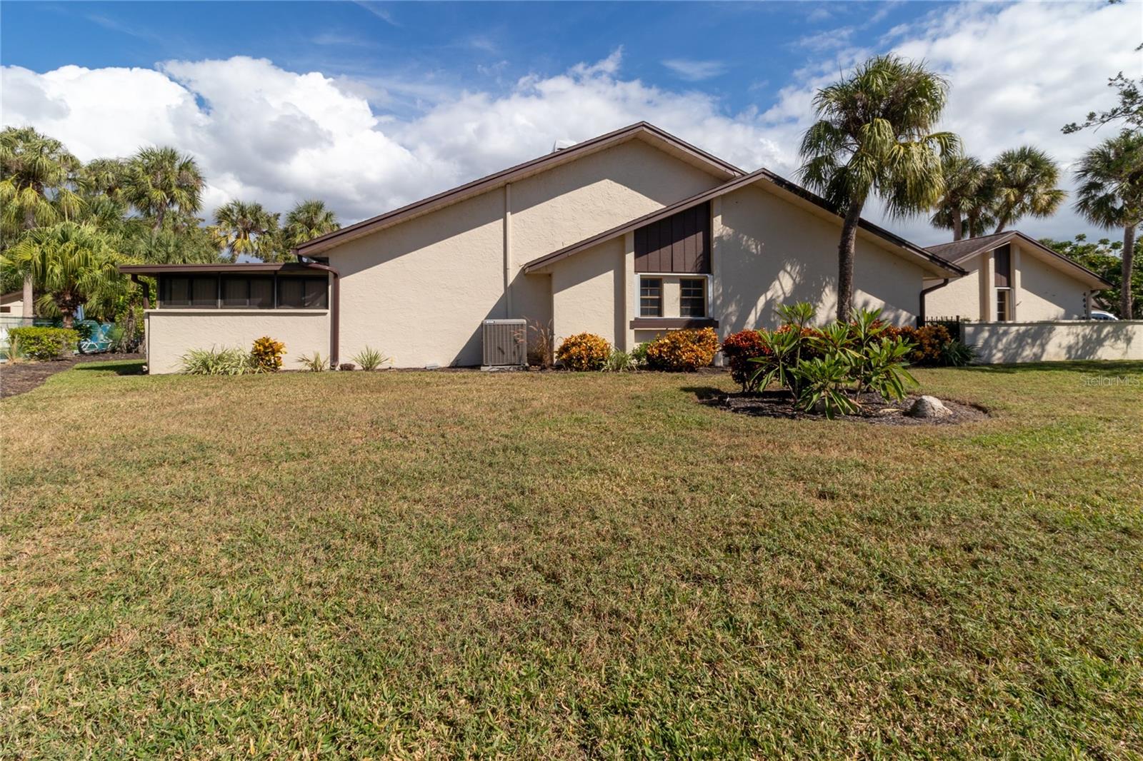 Image 52 of 64 For 4641 La Jolla Drive