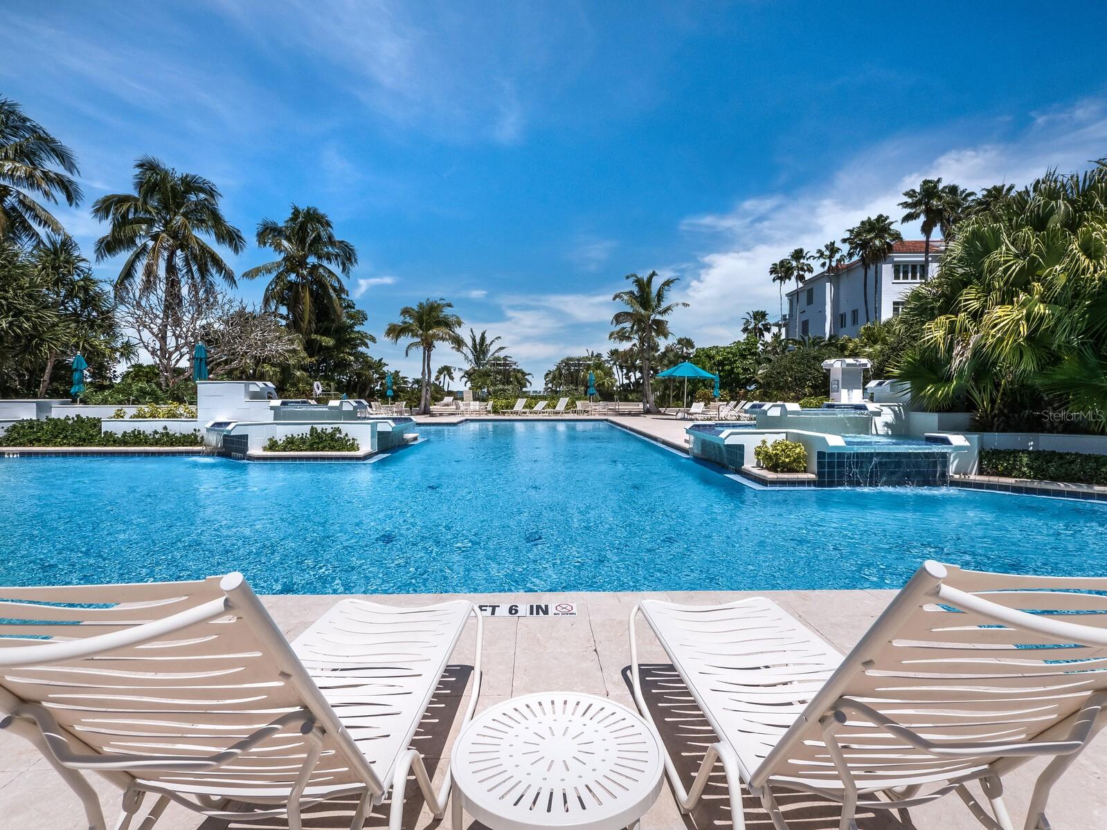 Image 37 of 50 For 340 Gulf Of Mexico Drive 112