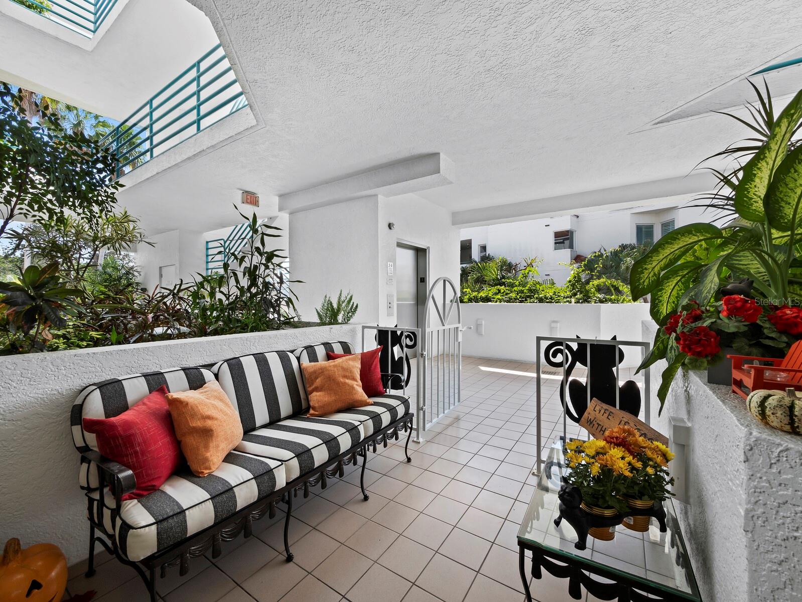 Image 48 of 50 For 340 Gulf Of Mexico Drive 112