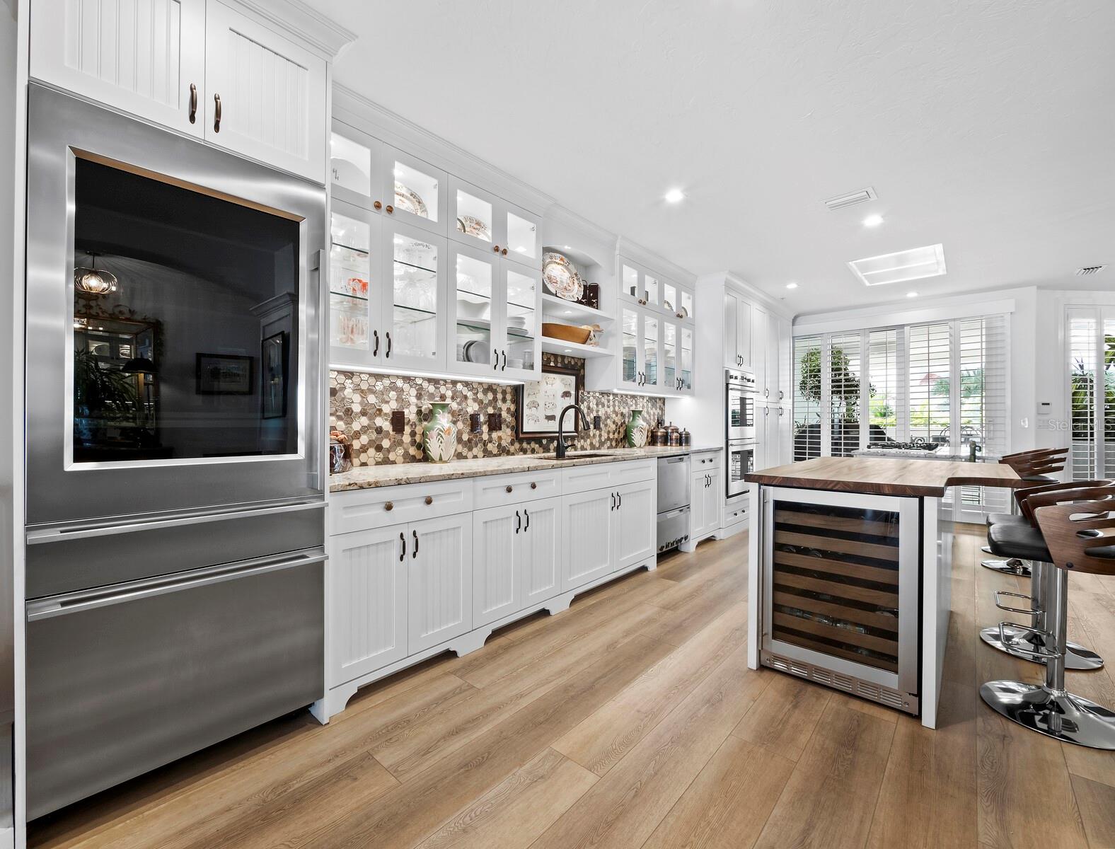 Image 5 of 50 For 340 Gulf Of Mexico Drive 112