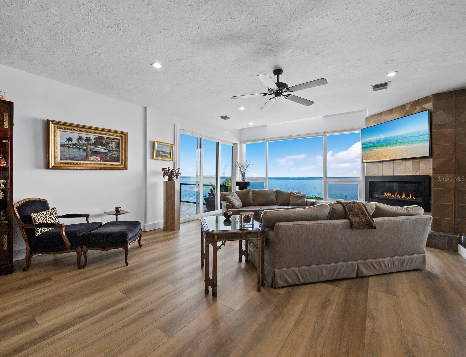 Image 8 of 50 For 340 Gulf Of Mexico Drive 112