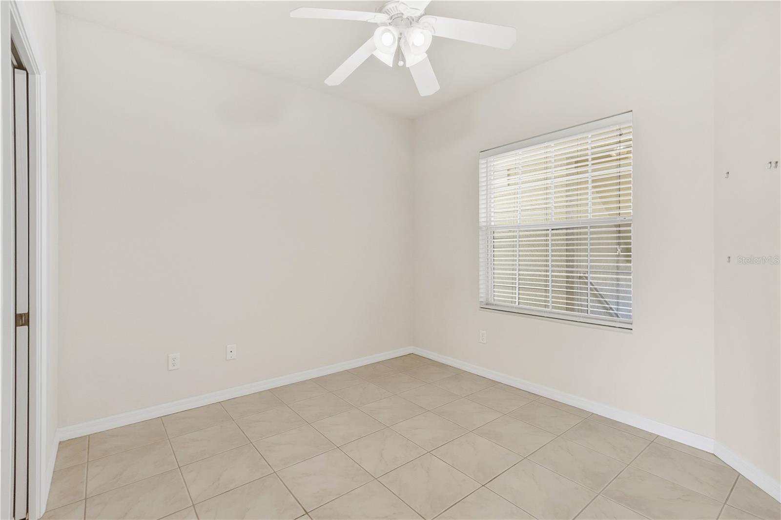 Image 29 of 60 For 900 San Lino Circle 921