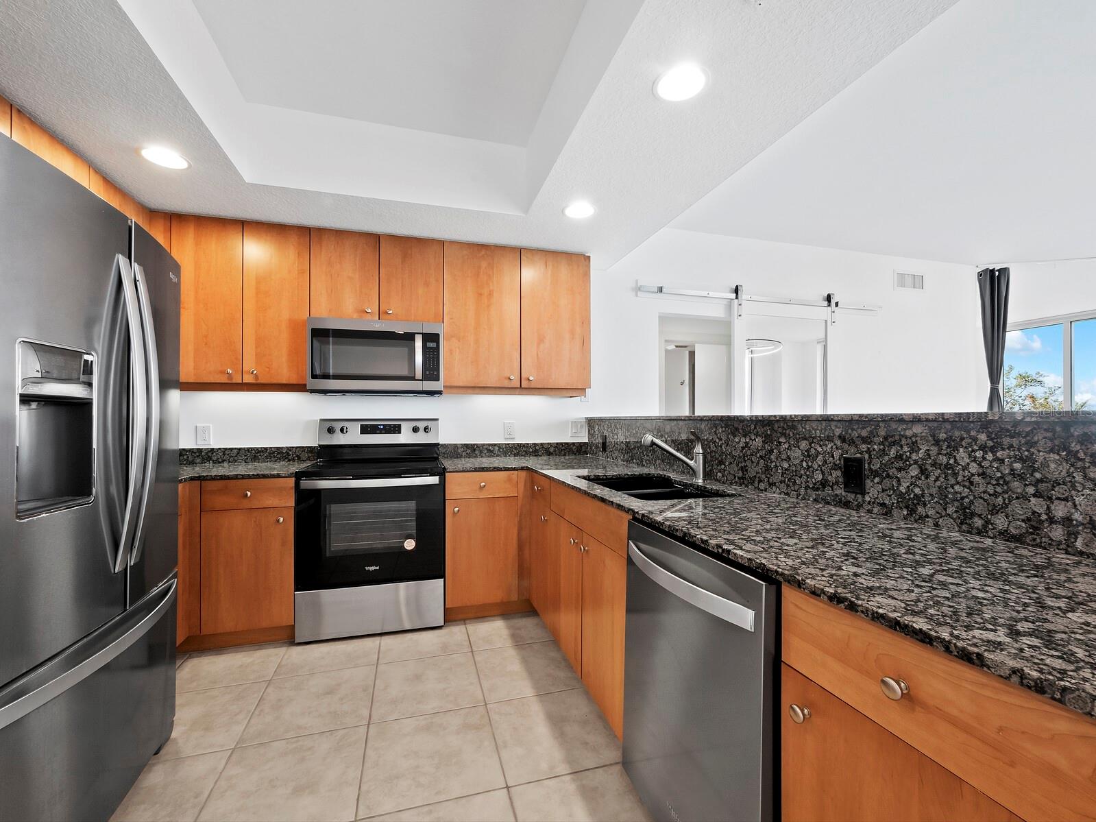 Image 24 of 74 For 800 Tamiami Trail 307