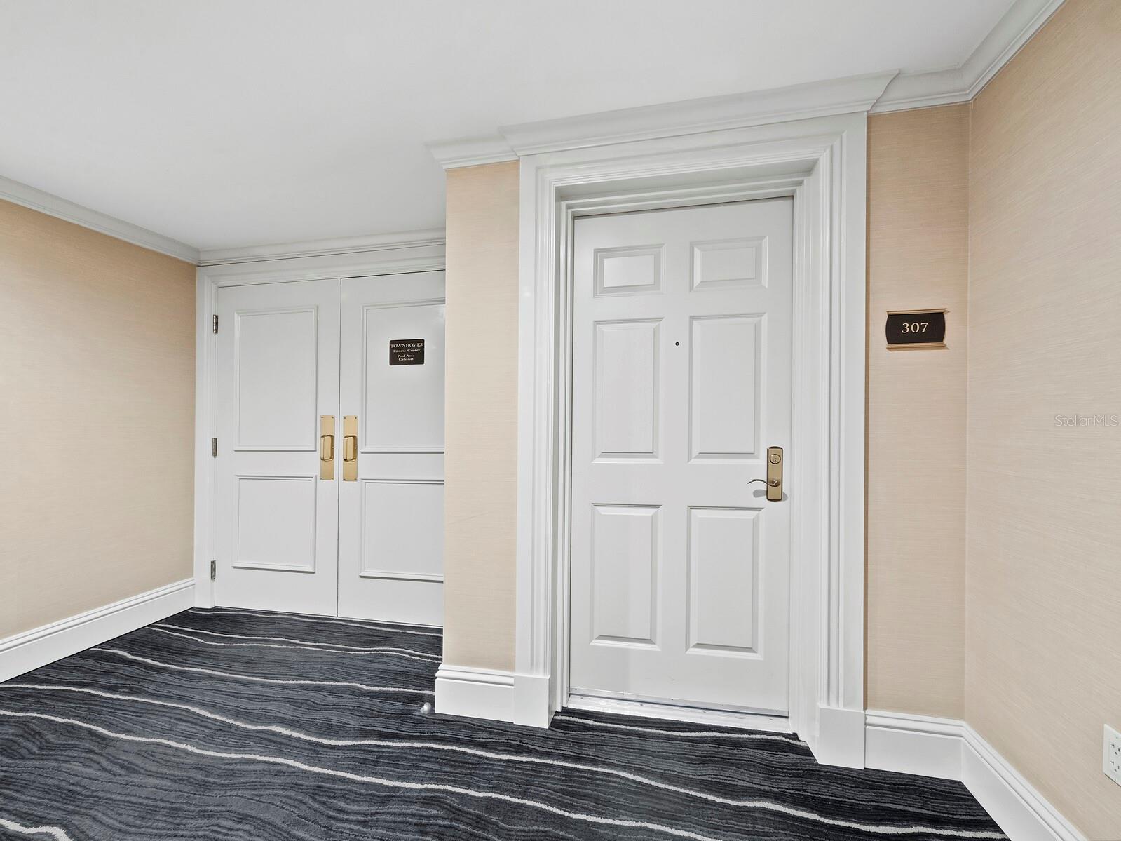 Image 3 of 74 For 800 Tamiami Trail 307