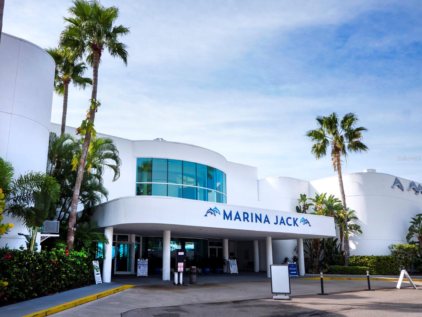 Image 60 of 74 For 800 Tamiami Trail 307