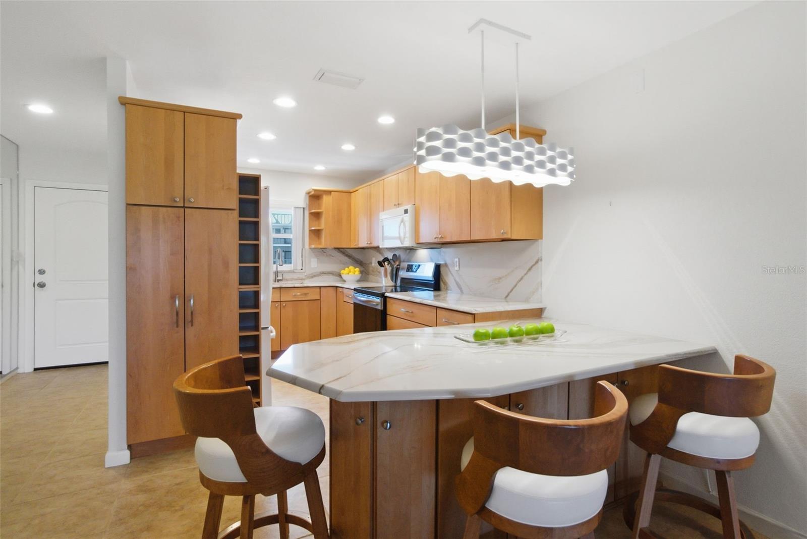 Image 11 of 41 For 3330 Gulf Of Mexico Drive 205d