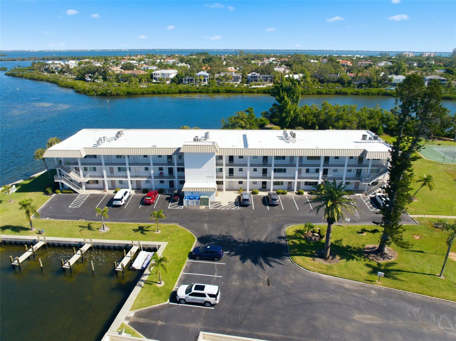 Image 2 of 41 For 3330 Gulf Of Mexico Drive 205d