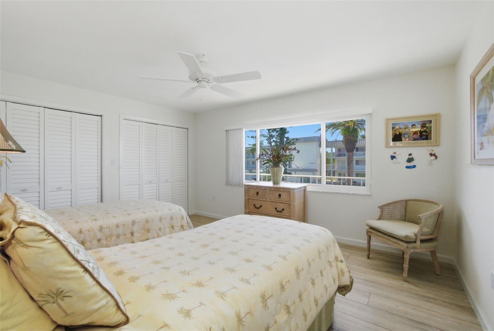 Image 22 of 41 For 3330 Gulf Of Mexico Drive 205d