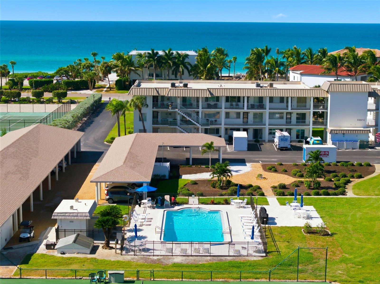 Image 40 of 41 For 3330 Gulf Of Mexico Drive 205d