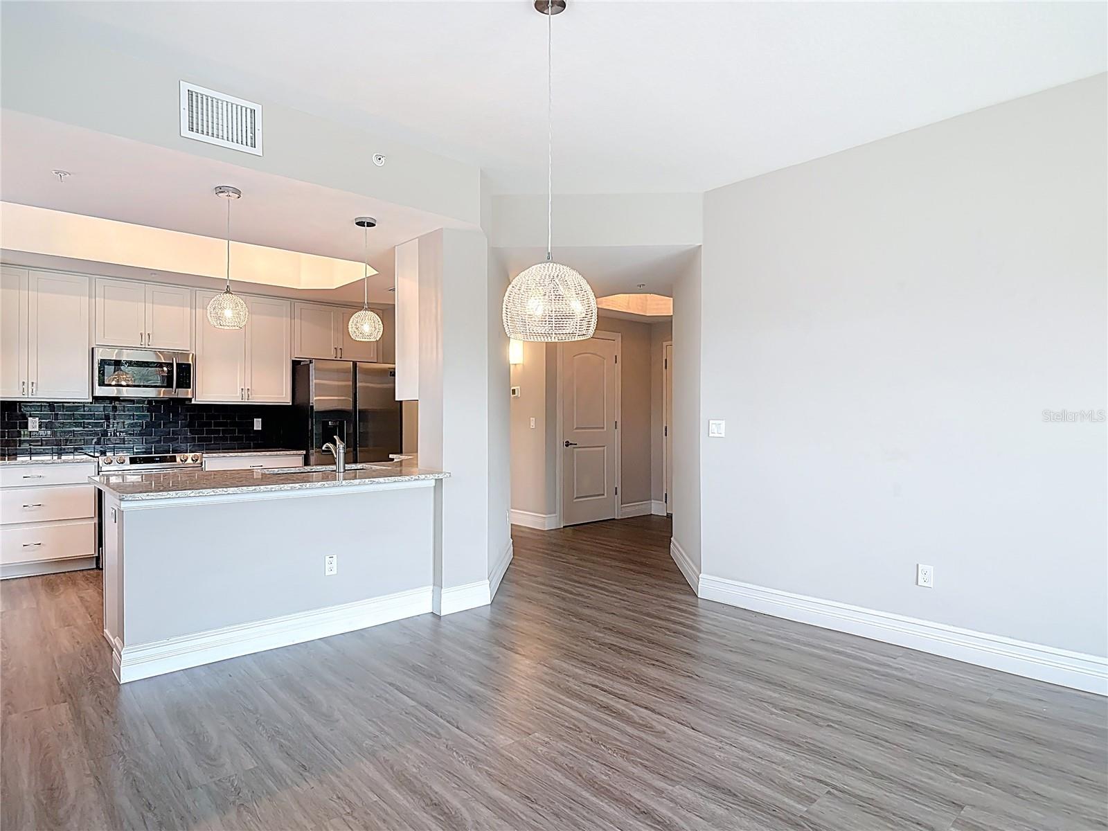 Image 9 of 53 For 799 Sterthaus Drive 207