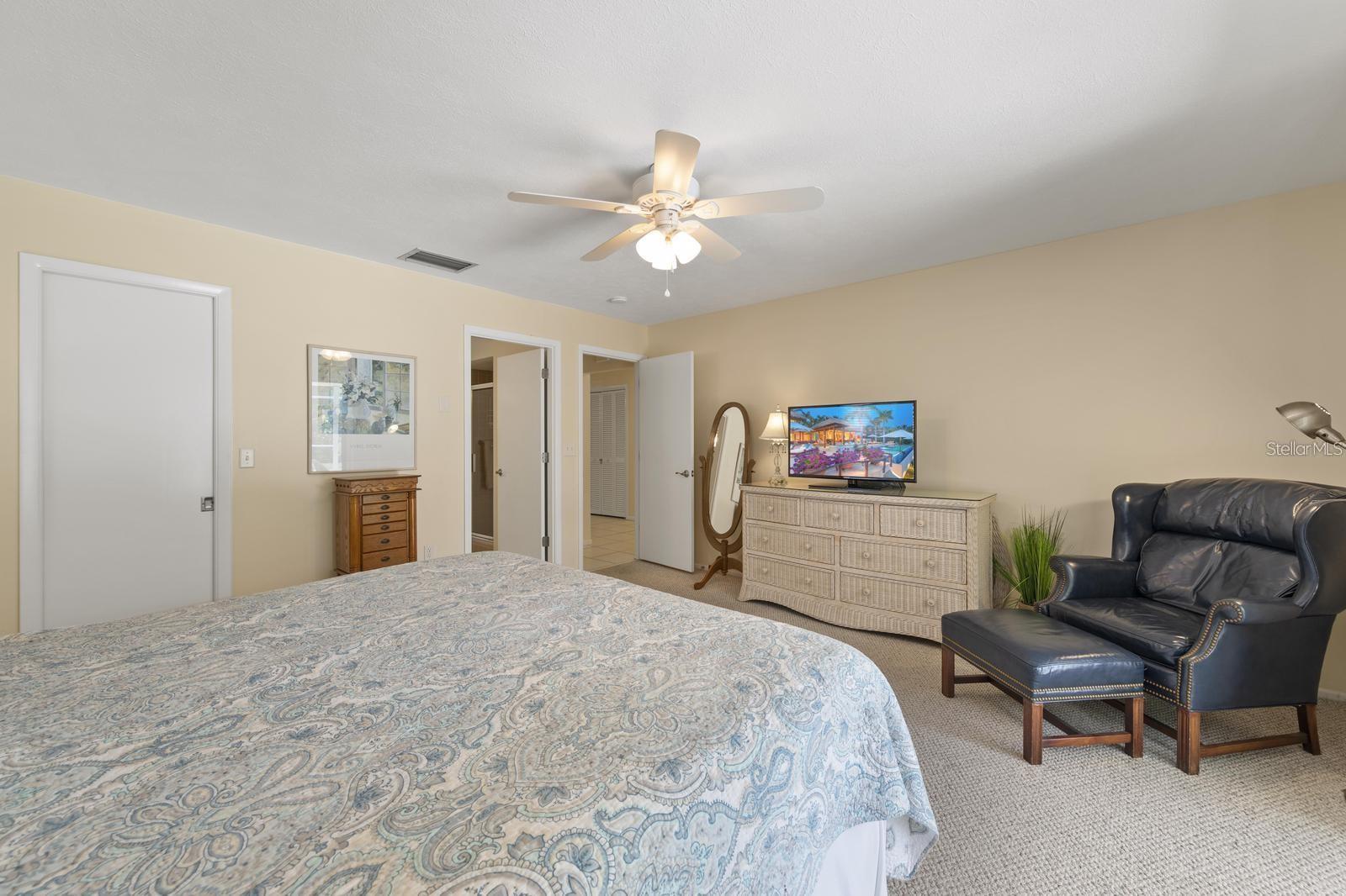 Image 14 of 33 For 1895 Buccaneer Circle