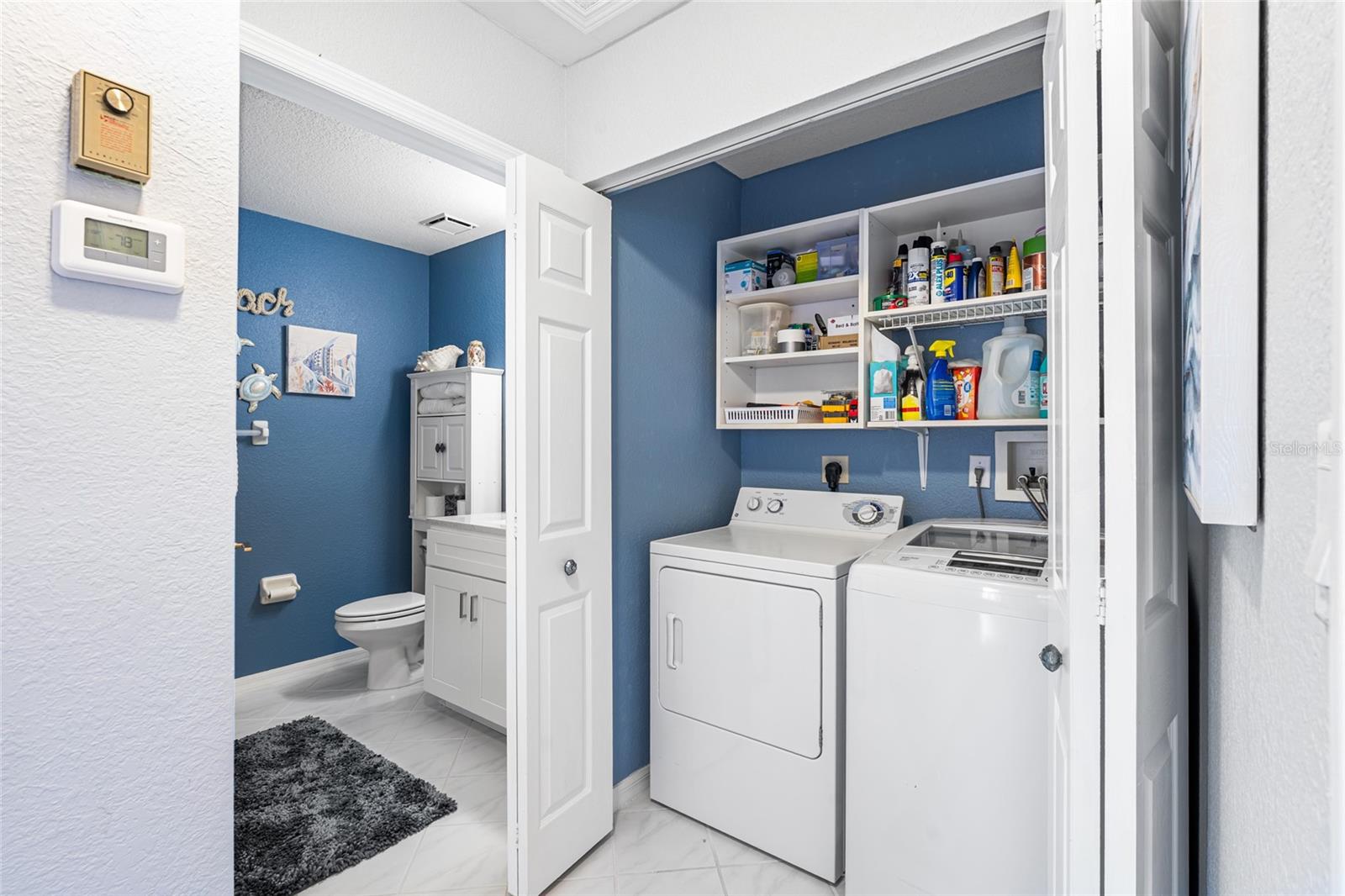 Image 31 of 50 For 5725 Greenwood Avenue 2203