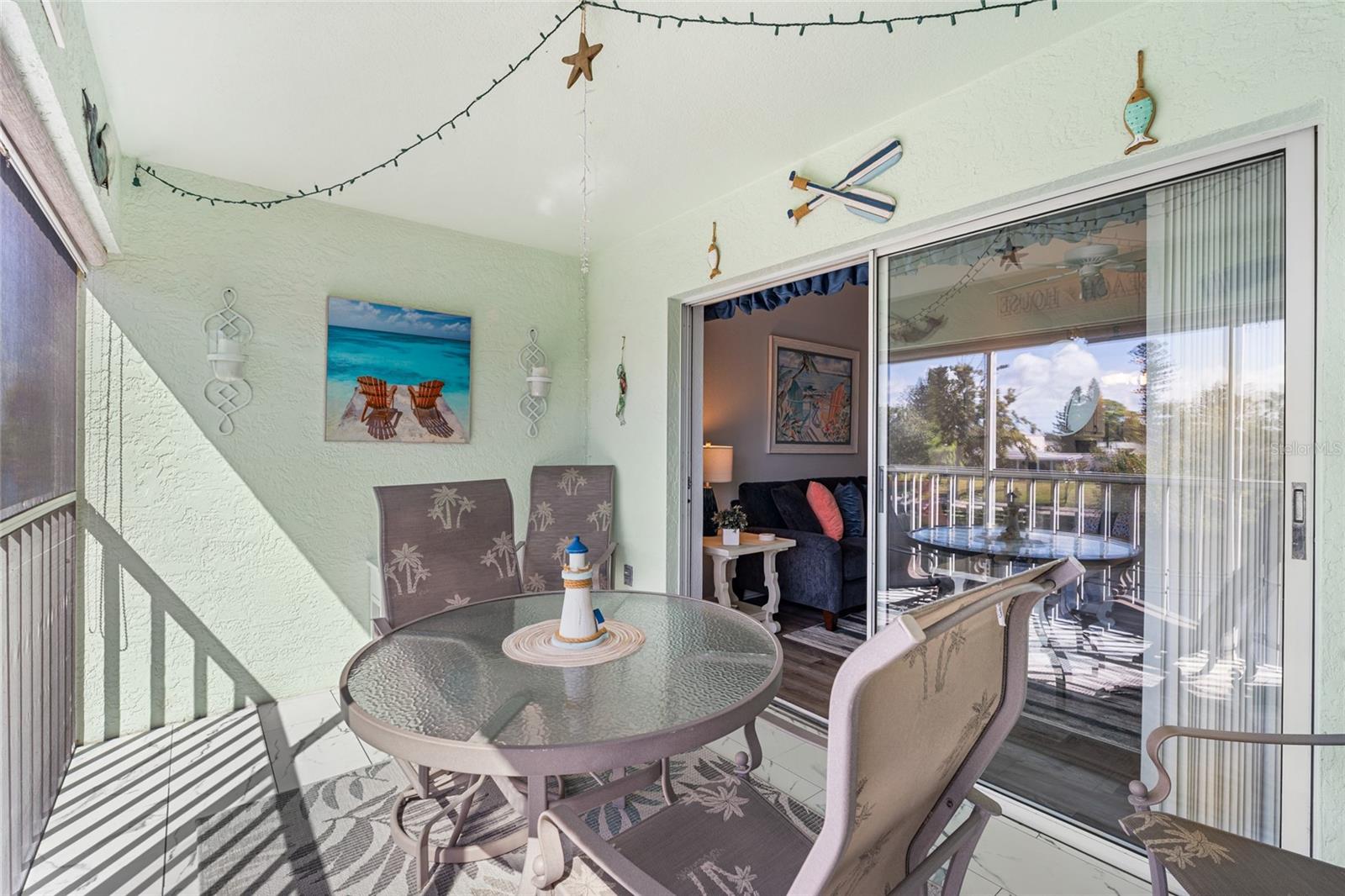 Image 38 of 50 For 5725 Greenwood Avenue 2203