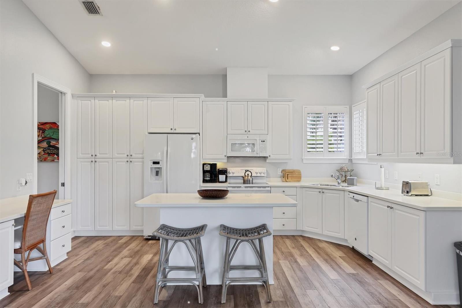 Image 15 of 51 For 5445 46th Court W