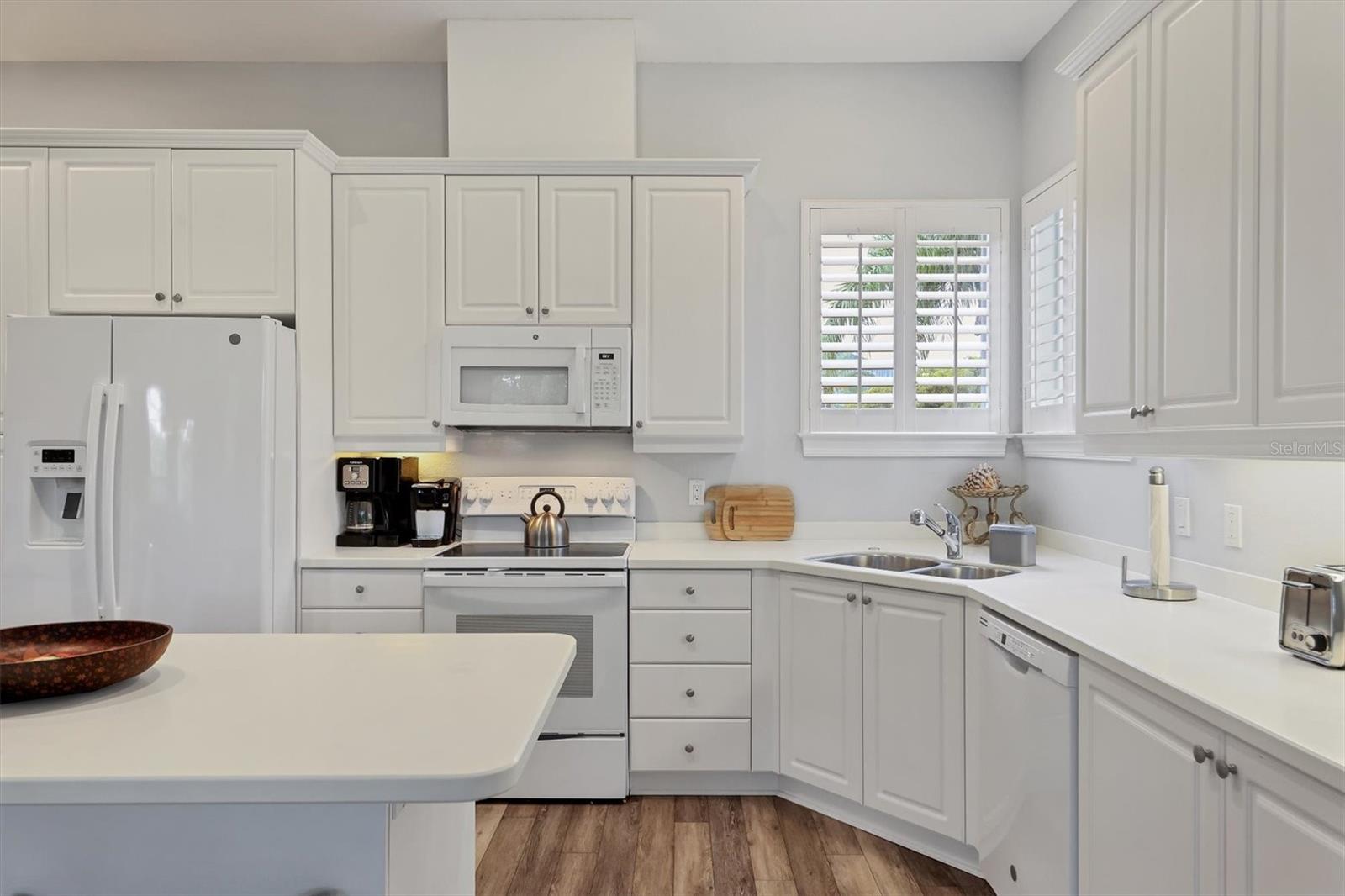 Image 19 of 51 For 5445 46th Court W